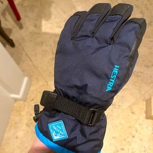 HESTRA Gauntlet CZone Glove. Black-Blue. Kids.